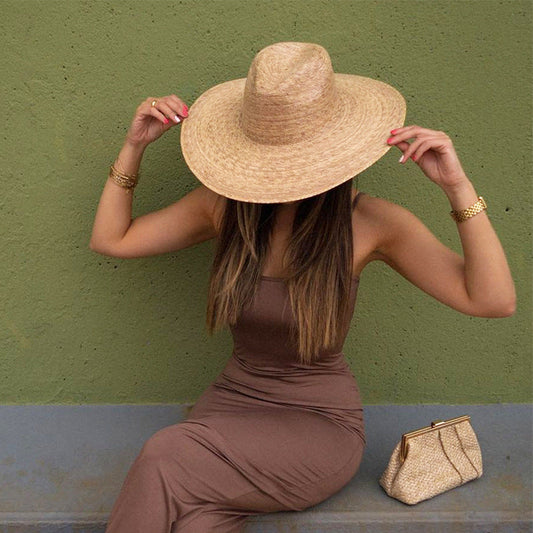 Wide-Brim Straw Hat with Fedora Crown – Woven from Palm Leaf / Kuiye Grass
